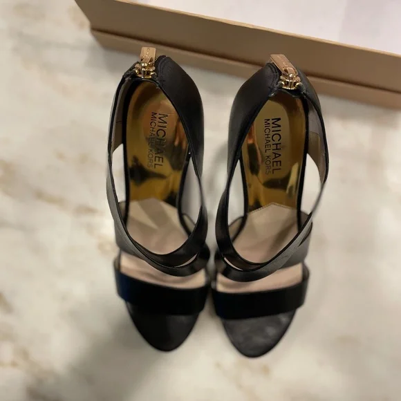 Holiday Dress Black Leather Shoe Sandals, Michael Kore Elena Platform Modern - Picture 4 of 10